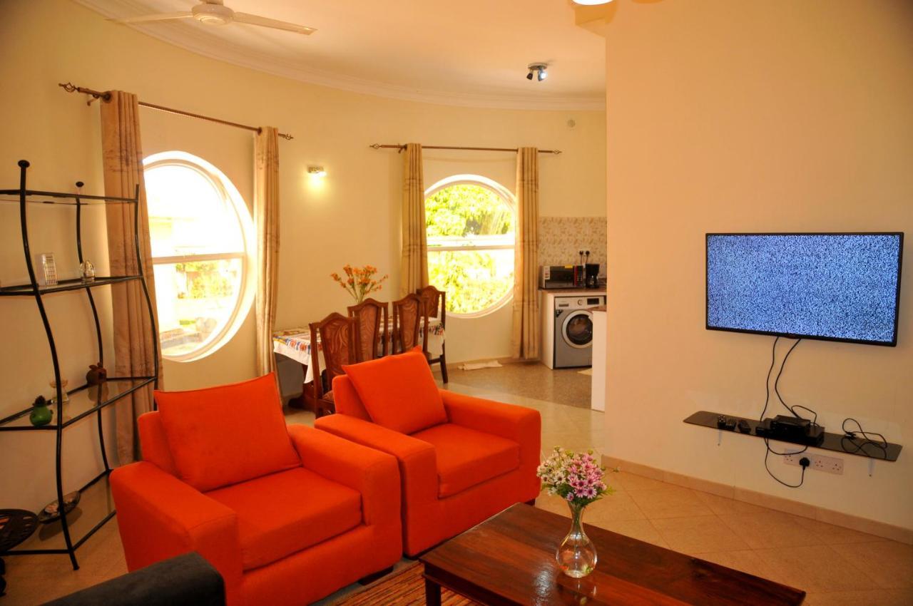 Victoria Lake View Guesthouse & Safaris Entebbe Zewnętrze zdjęcie